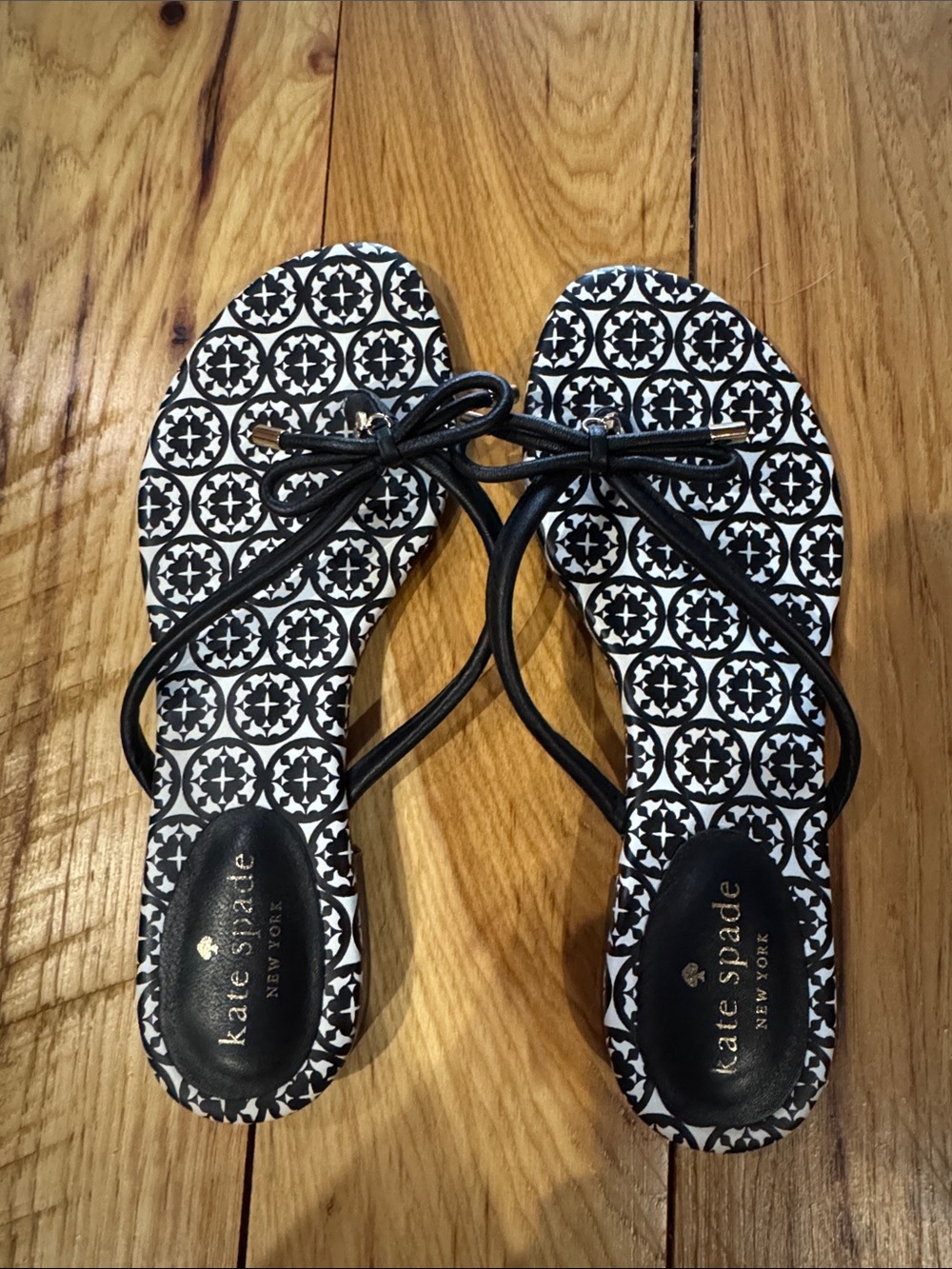Kate spade flip flops